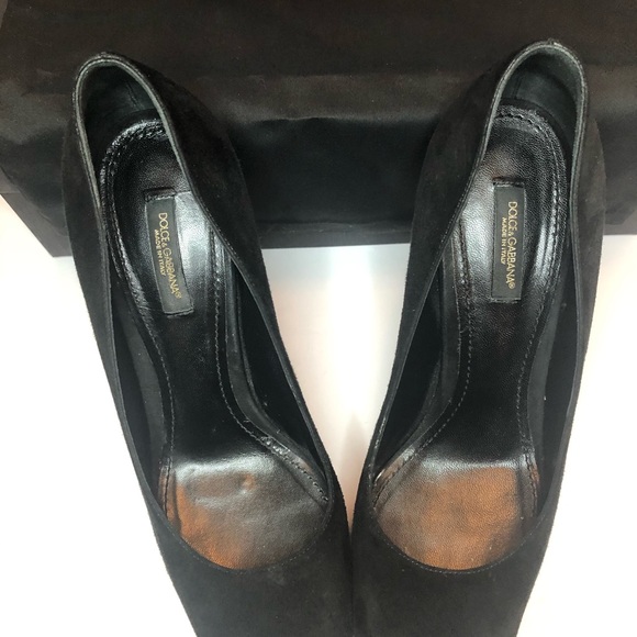 Dolce & Gabbana 90s Style Black Suede Heels - Picture 5 of 15